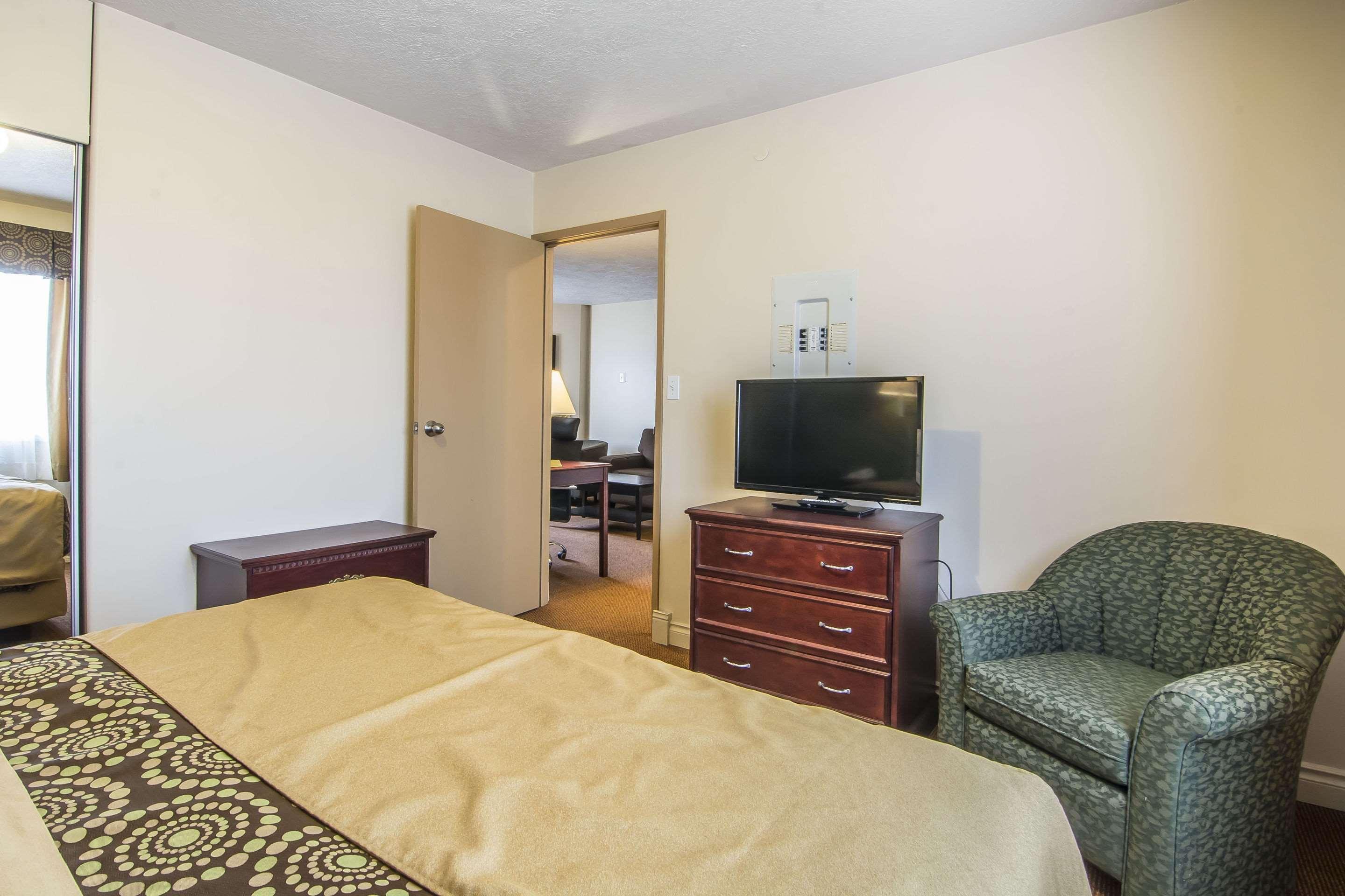 Econo Lodge Inn & Suites High Level Eksteriør bilde