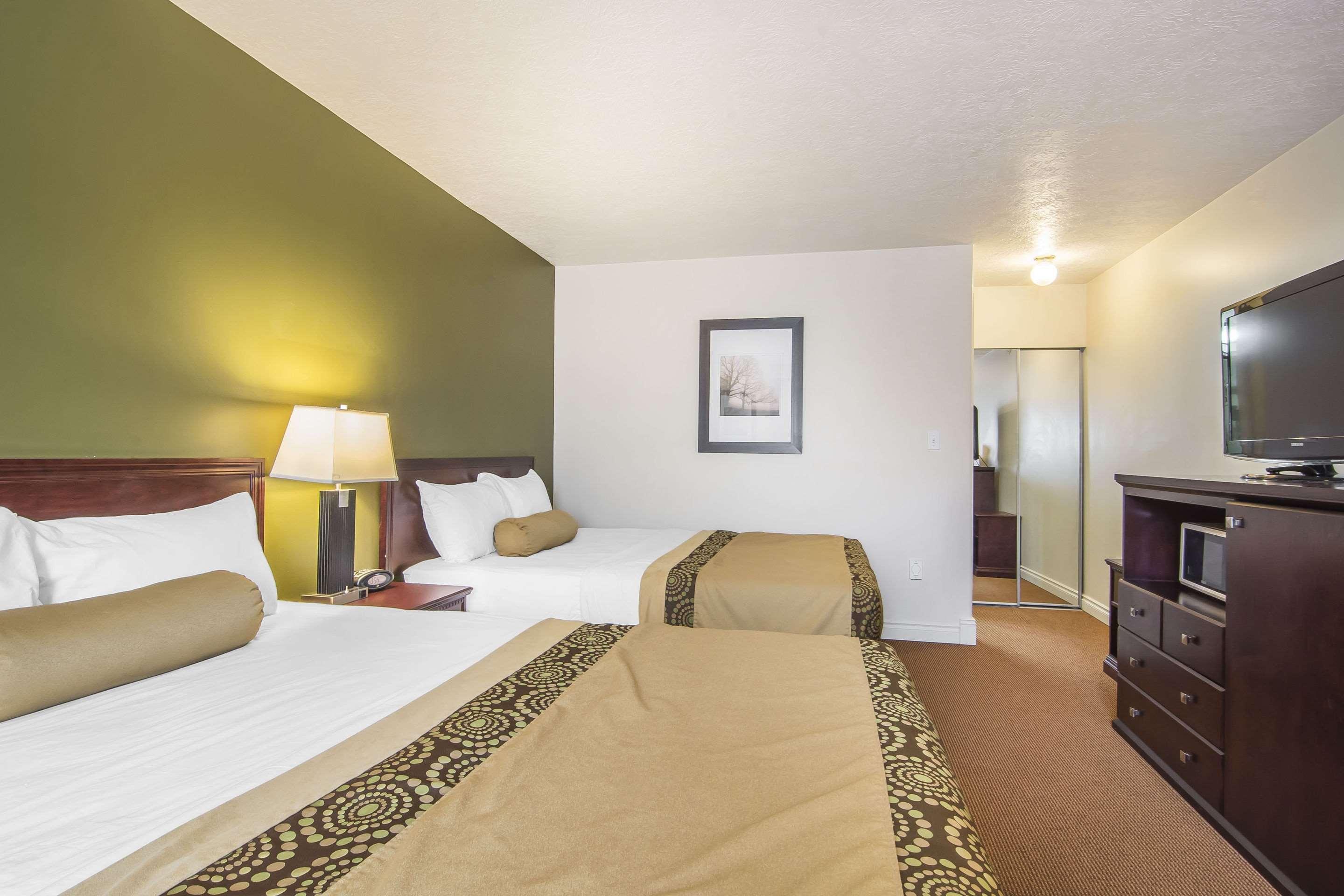 Econo Lodge Inn & Suites High Level Eksteriør bilde