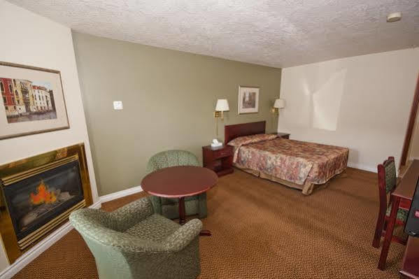 Econo Lodge Inn & Suites High Level Eksteriør bilde